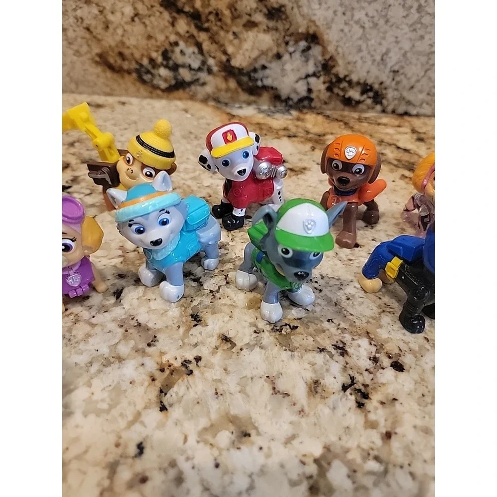 Paw Patrol Mini Action Figures Cake Toppers Mixed lot of 16